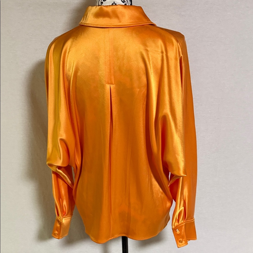 St. John Sophisticated Design Dolman Sleeves Orange Satin Button-Down Shirt - Picture 5 of 9